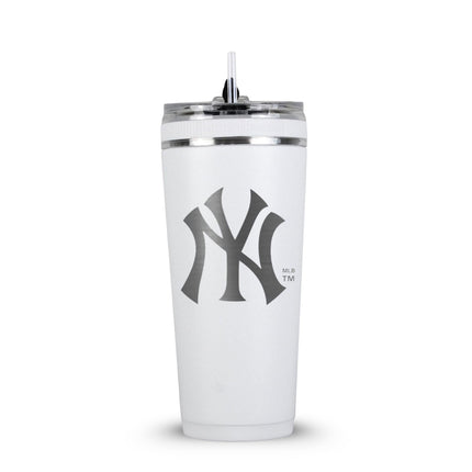 Officially Licensed New York Yankees 26oz Flex Bottle