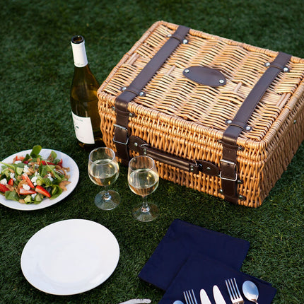 Champion Picnic Basket