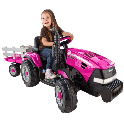 Peg Perego Case IH Magnum Tractor & Trailer