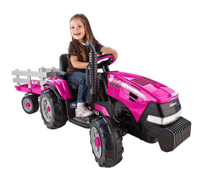 Peg Perego Case IH Magnum Tractor & Trailer
