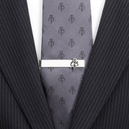 Star Wars Mandalorian Mythosaur Cufflinks and Tie Bar Gift Set