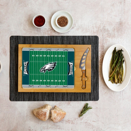 Philadelphia Eagles Football Field - Icon Glass Top Cutting Board & Knife Set