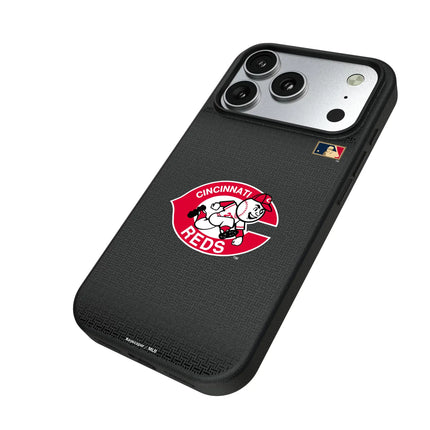 Cincinnati Reds 1974-1992 - Cooperstown Collection Linen MagSafe Compatible Phone Case for Apple iPhone