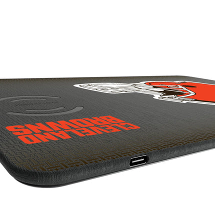 Cleveland Browns 15-Watt Wireless Charger & Mouse Pad Linen