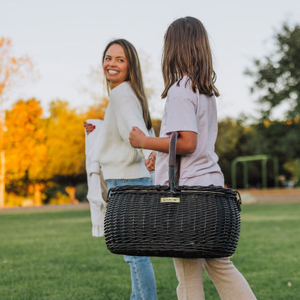 Evening Picnic Basket with Service for Two