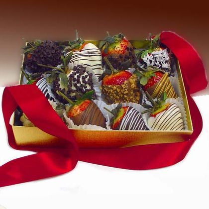 Decadent Chocolate Covered Strawberries Gift Box
