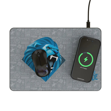 Detroit Lions 15-Watt Wireless Charger & Mouse Pad Deco