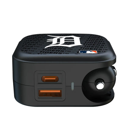 Detroit Tigers Text Backdrop 2 in 1 USB A/C Charger