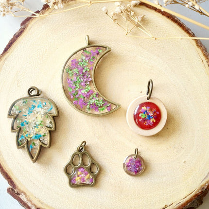 Real Dried Flowers in Resin Necklace, Dog Paw in Pink Yellow White