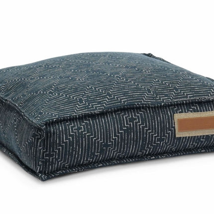 Lounger Pet Bed in Midnight Malamute