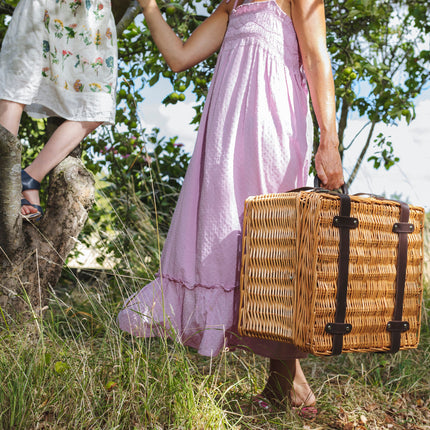 Canterbury Picnic Basket
