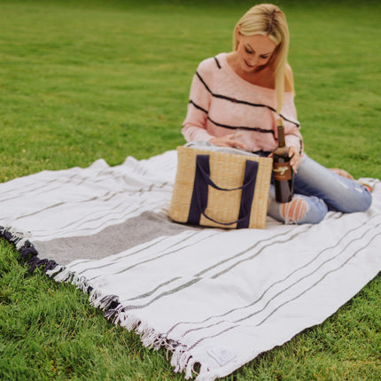 Montecito Picnic Blanket with Harness