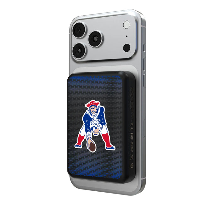New England Patriots Historic Collection Linen Wireless Mag Power Bank