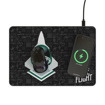 New York Jets Deco 15-Watt Wireless Charger and Mouse Pad