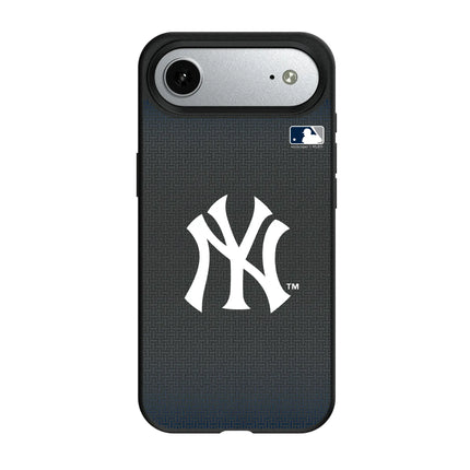 New York Yankees Linen MagSafe Compatible Phone Case for Apple iPhone