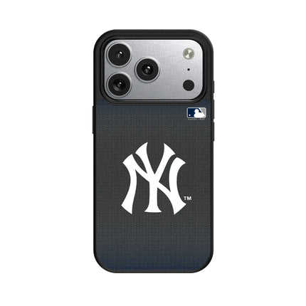 New York Yankees Linen MagSafe Compatible Phone Case for Apple iPhone
