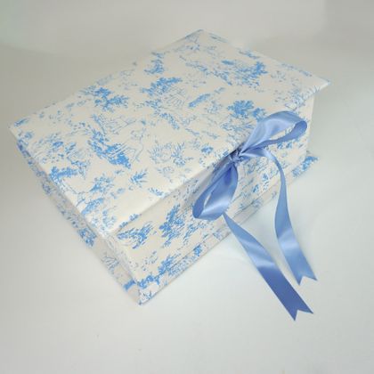 Personalized Heirloom  Baby Keepsake Box - Hounds Toile Medium