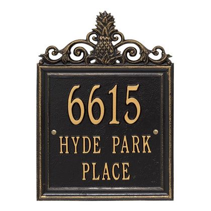 Personalized Lanai Pineapple Standard 3 Line Wall Plaque