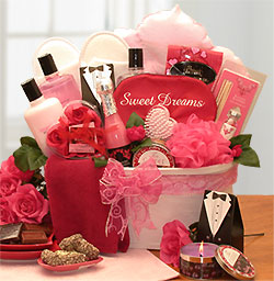 Romancing The Soul Valentine Spa Gift Set