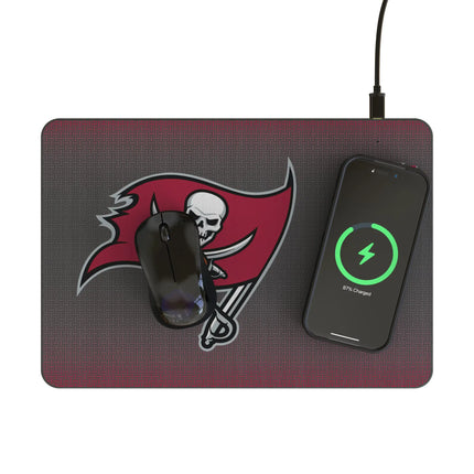 Tampa Bay Buccaneers Linen 15-Watt Wireless Charger and Mouse Pad