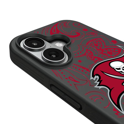 Tampa Bay Buccaneers Paisley Bump Phone Case for Apple iPhone