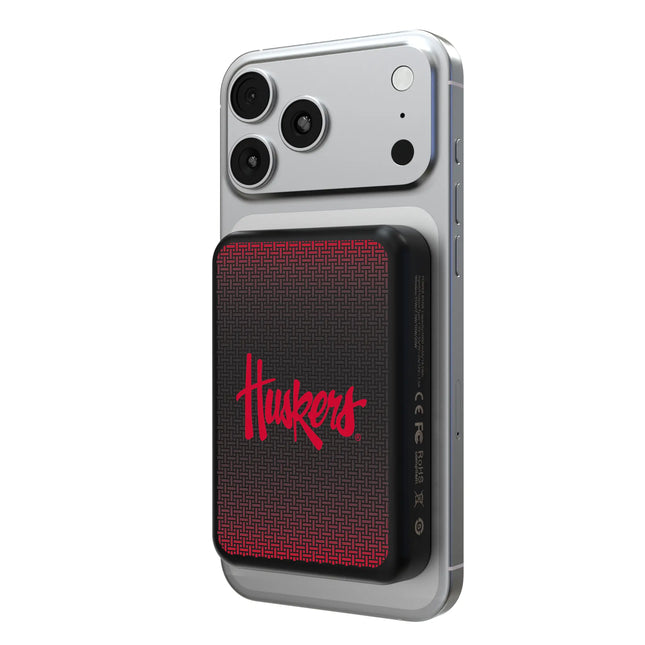 University of Nebraska Huskers Linen Wireless Mag Power Bank