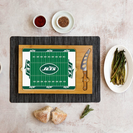 New York Jets Football Field - Icon Glass Top Cutting Board & Knife Set